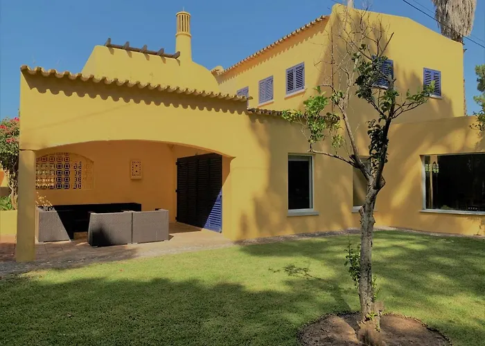 Fashion In Vilamoura With Private Pool Villa